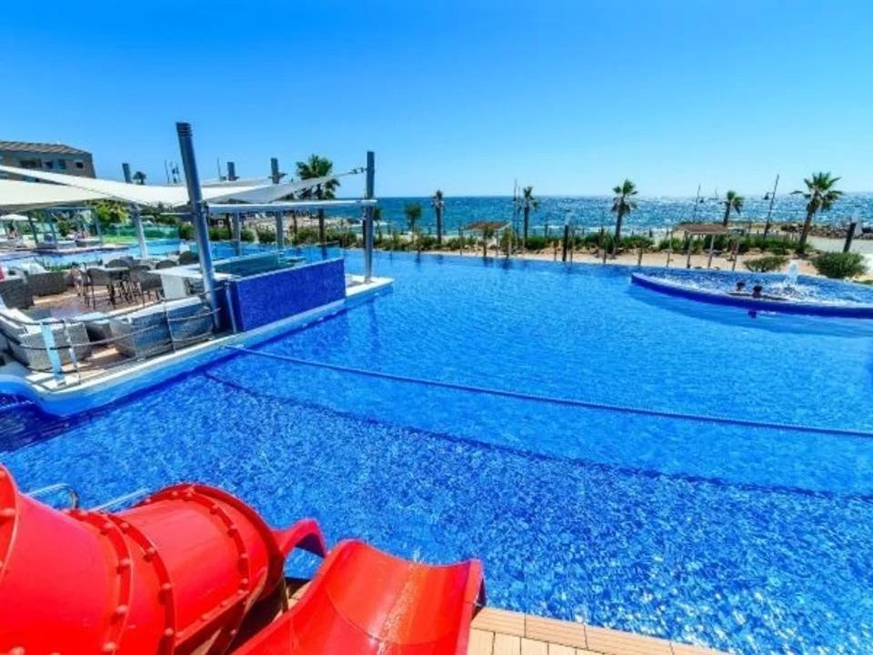 Apartment Deluxe Clara Sea Senses Торевиеха Екстериор снимка
